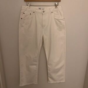 Zara Women White Denim Straight Leg Jeans Raw Hem Size 10 Excellent Condition